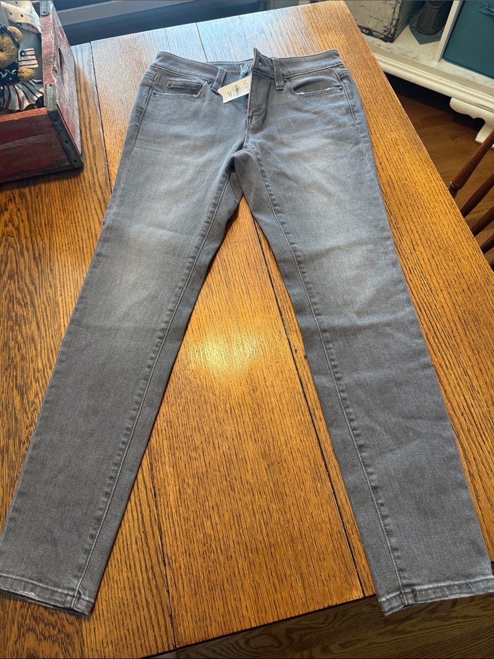 NWT Ann Taylor Loft Modern Skinny Jeans - Size 2P